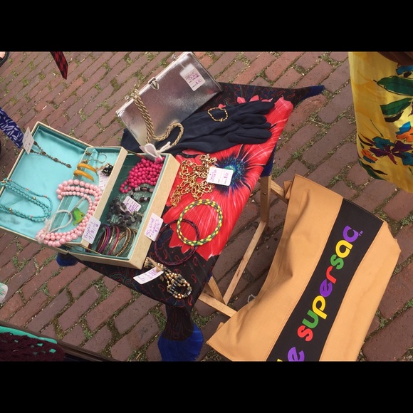 Vintage From the Mitten + You = 🌈💜 - Picture 8 of 8